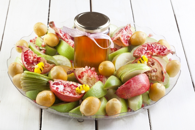  מגש תפוח בדבש<br><br> <br><small>מתאים לכ 10 אנשים.<br>המוצר מגיע ללא דבורים!</small>
