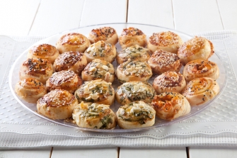 מגש מיני שבלולים מלוחים