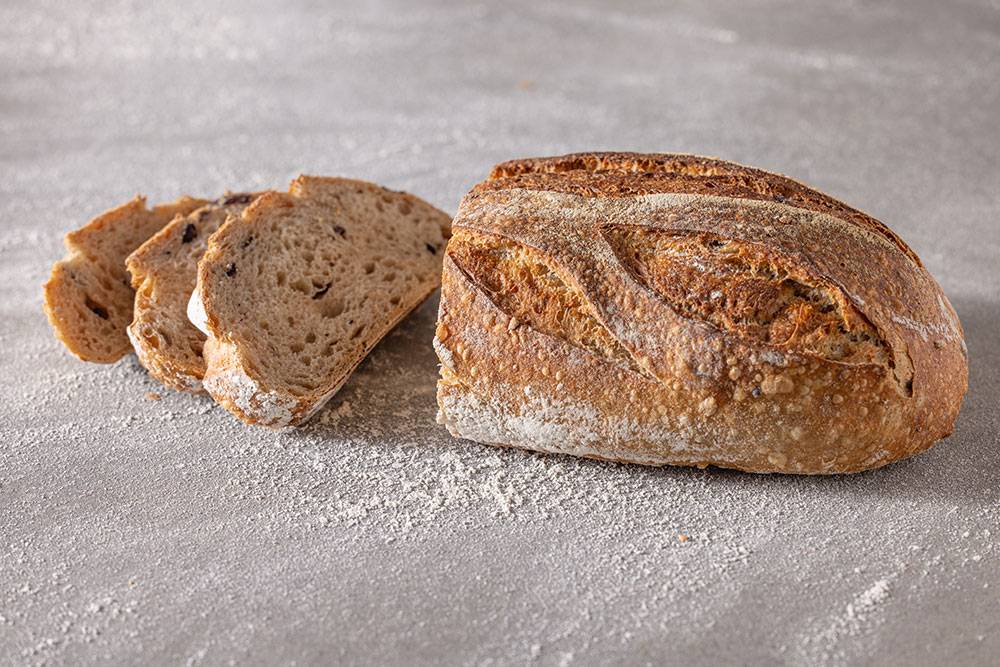 לחם זיתי קלמטה איטלקי