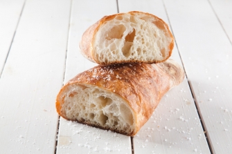 פוקצ'ה שמן זית מלח גס 