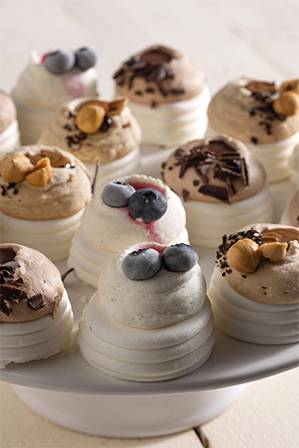 מגש מיני פאבלובינות, 20 יח' - התמונה להמחשה בלבד